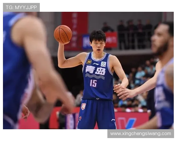 青岛队记分析杨瀚森快攻受限防守成短板如何突破困境